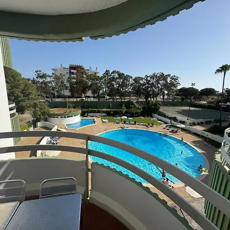 Apartment Torre Pool View